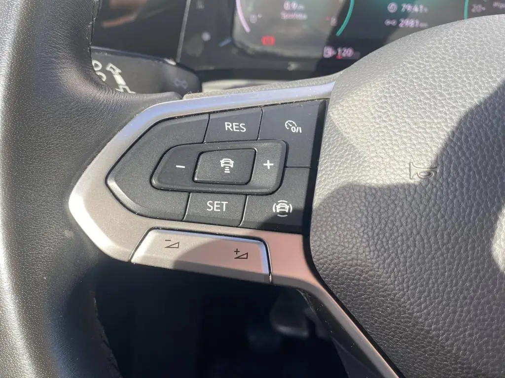 Volkswagen Golf Variant Life 6G 1,0TSi / 81kW