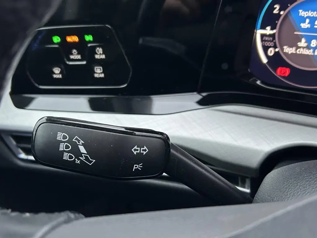 Volkswagen Golf Variant Life 6G 1,0TSi / 81kW