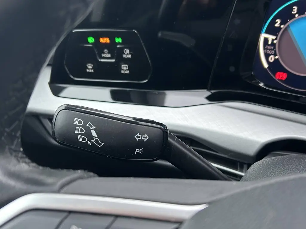 Volkswagen Golf Variant Life 6G 1,0TSi / 81kW