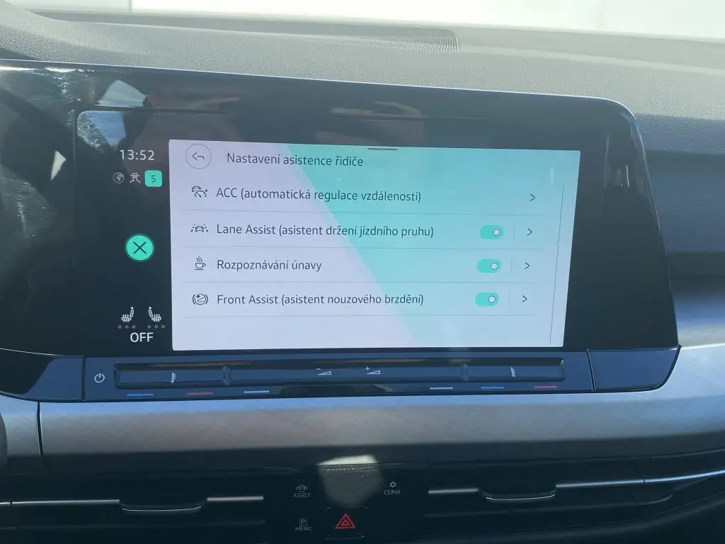 Volkswagen Golf Variant Life 6G 1,0TSi / 81kW