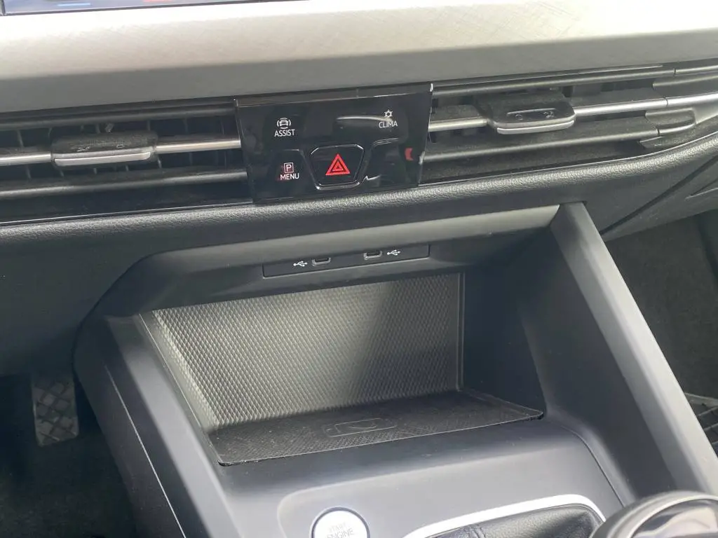 Volkswagen Golf Variant Life 6G 1,0TSi / 81kW