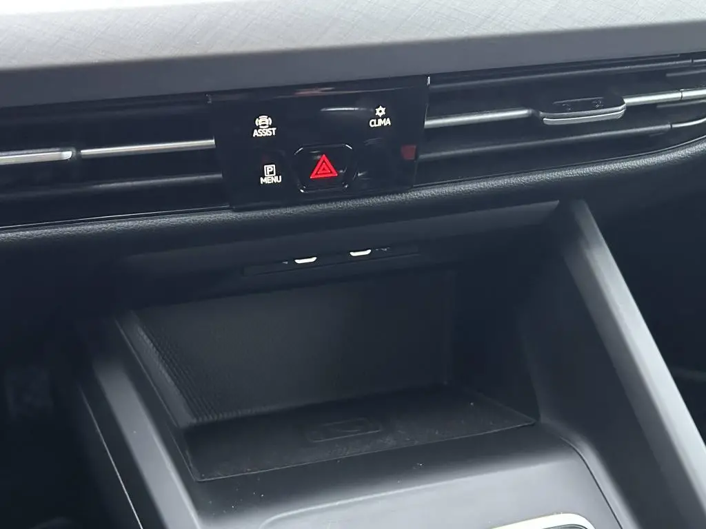 Volkswagen Golf Variant Life 6G 1,0TSi / 81kW