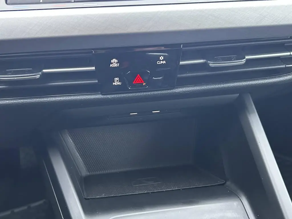 Volkswagen Golf Variant Life 6G 1,0TSi / 81kW