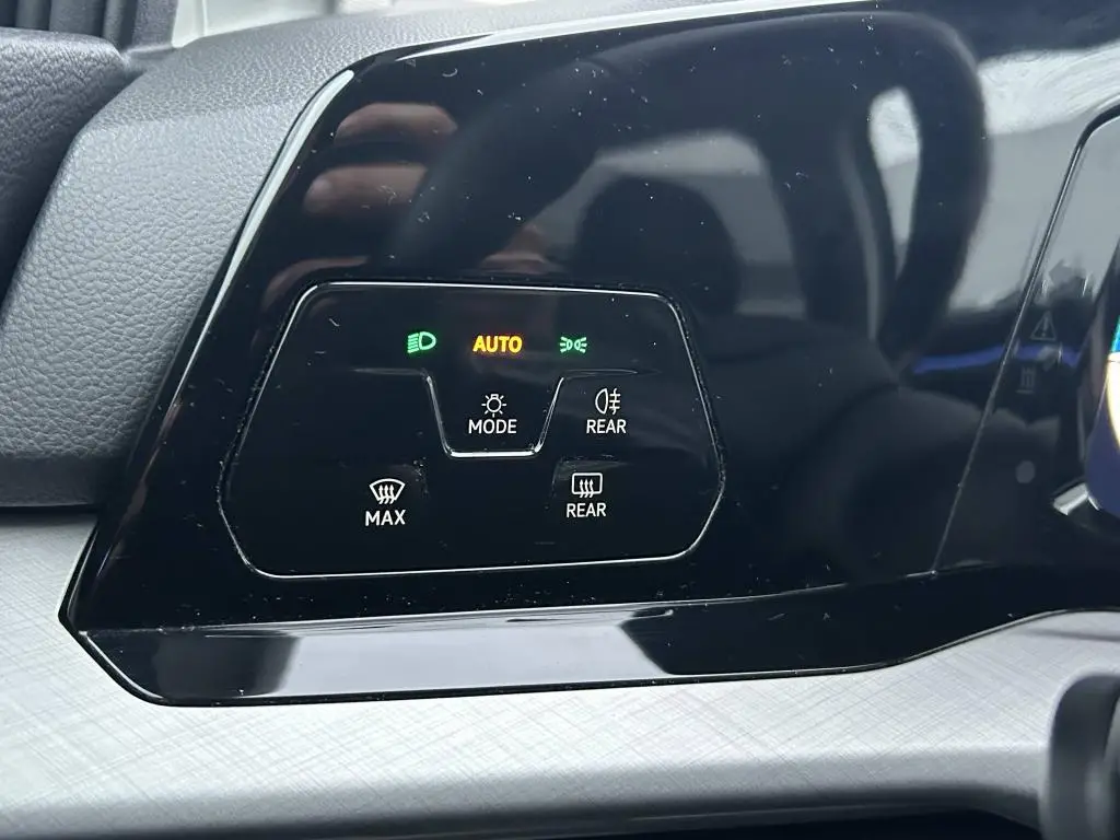 Volkswagen Golf Variant Life 6G 1,0TSi / 81kW