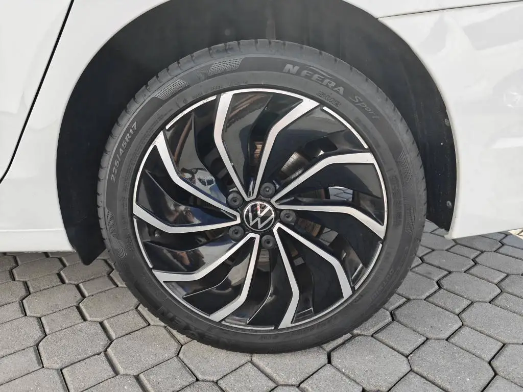 Volkswagen Golf Variant Life 6G 1,0TSi / 81kW