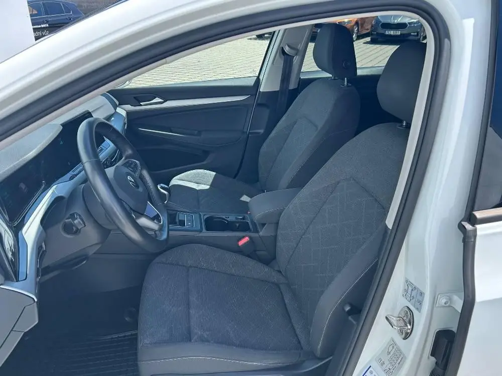 Volkswagen Golf Variant Life 6G 1,5TSi / 96kW