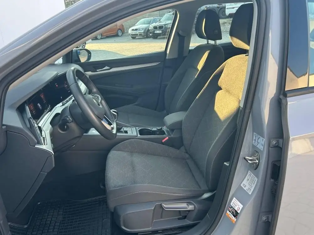 Volkswagen Golf Variant Life 6G 1,5TSi / 96kW