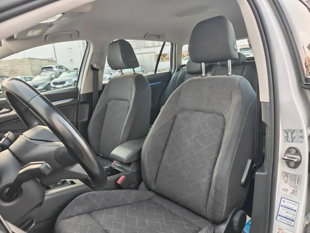 Volkswagen Golf Variant Life 6G 1,5TSi / 96kW