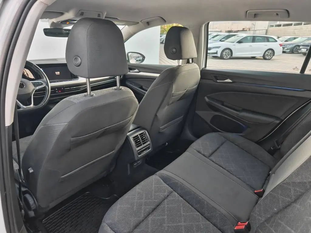 Volkswagen Golf Variant Life 6G 1,5TSi / 96kW