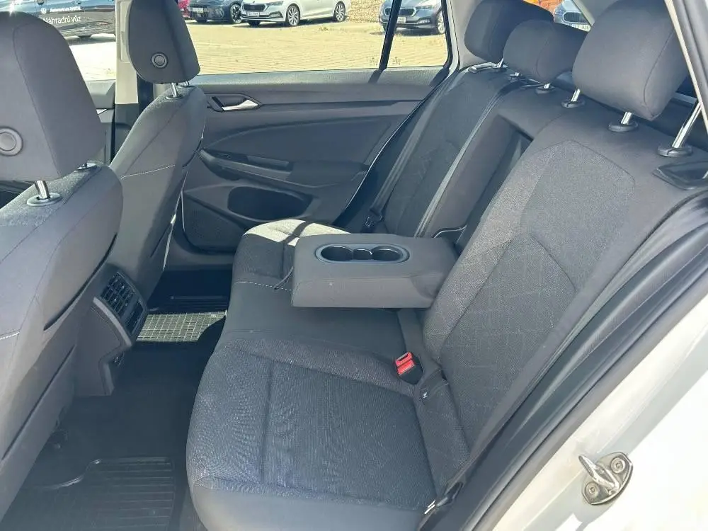 Volkswagen Golf Variant Life 6G 1,5TSi / 96kW