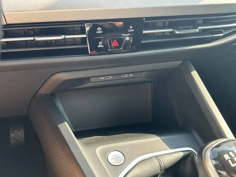 Volkswagen Golf Variant Life 6G 1,5TSi / 96kW