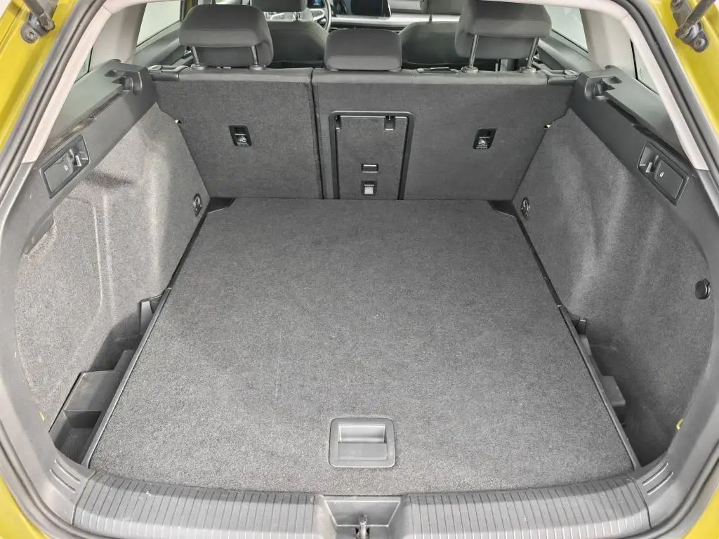 Volkswagen Golf Variant Life 6G 1,5TSi / 96kW