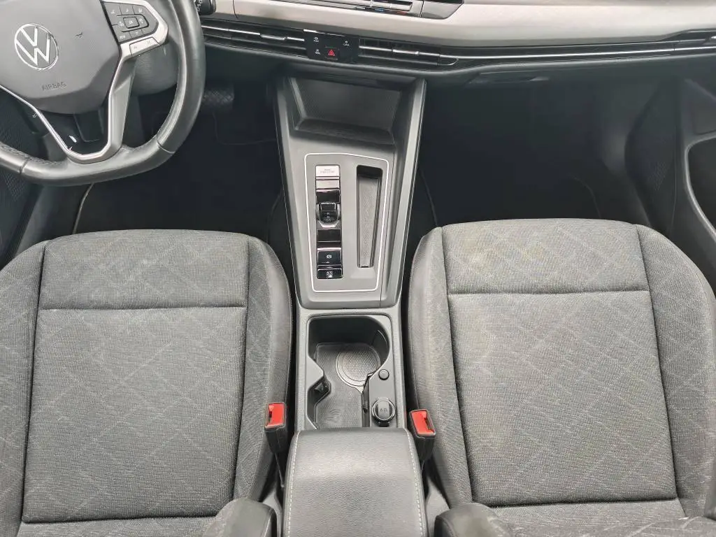 Volkswagen Golf Variant Life 7DSG 1,5 eTSI / 110kW