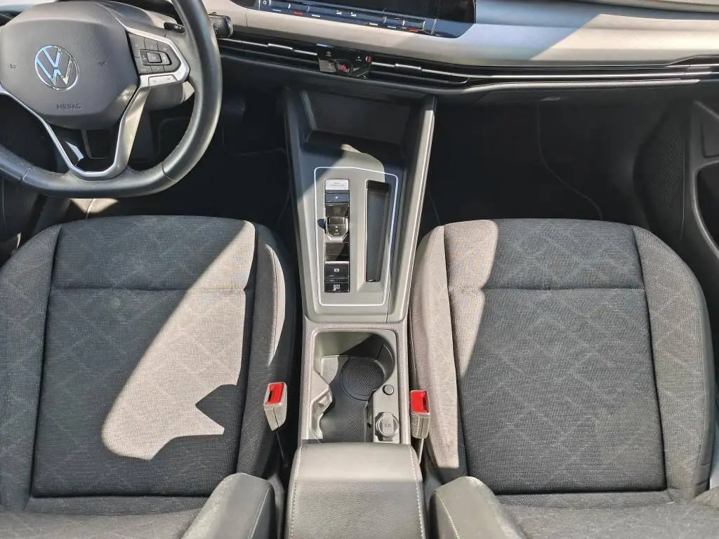Volkswagen Golf Variant Life 7DSG 1,5 eTSI / 110kW