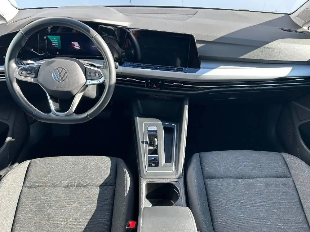 Volkswagen Golf Variant Life 7DSG 1,5 eTSI / 110kW