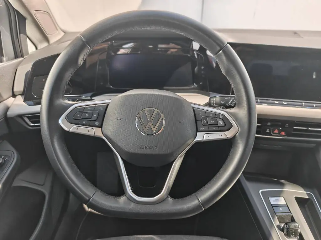Volkswagen Golf Variant Life 7DSG 1,5 eTSI / 110kW