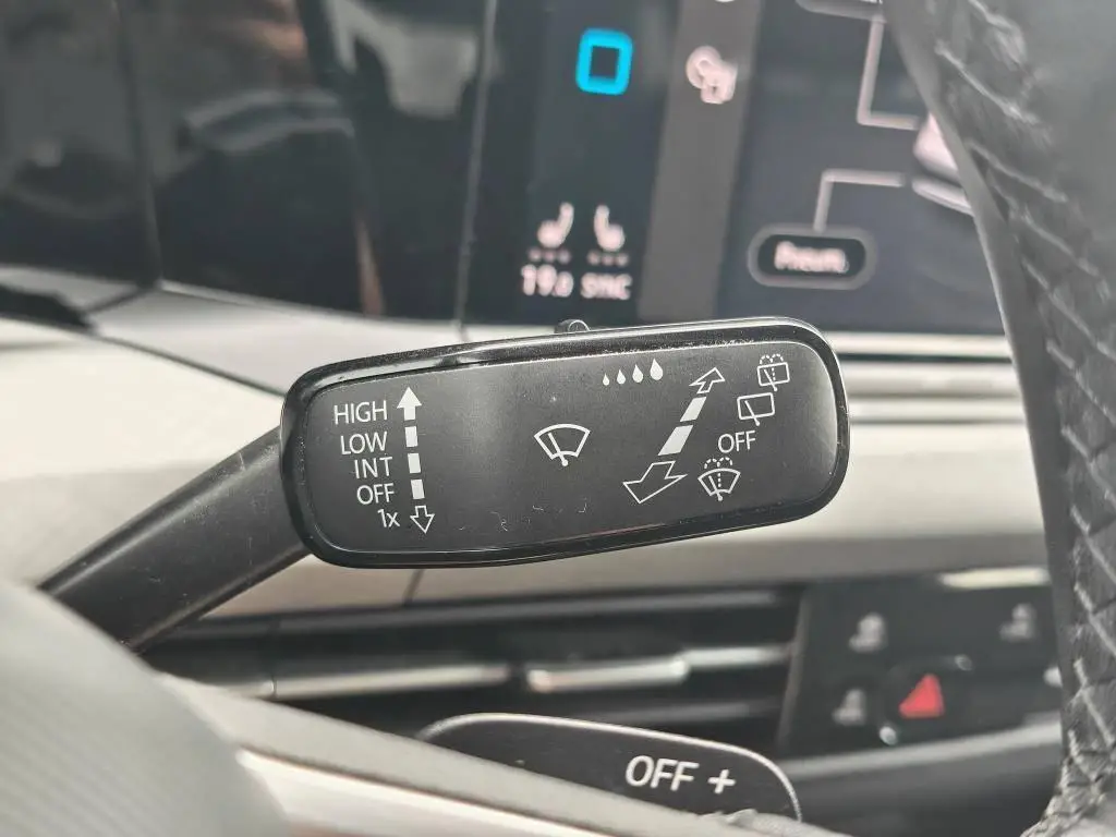 Volkswagen Golf Variant Life 7DSG 1,5 eTSI / 110kW