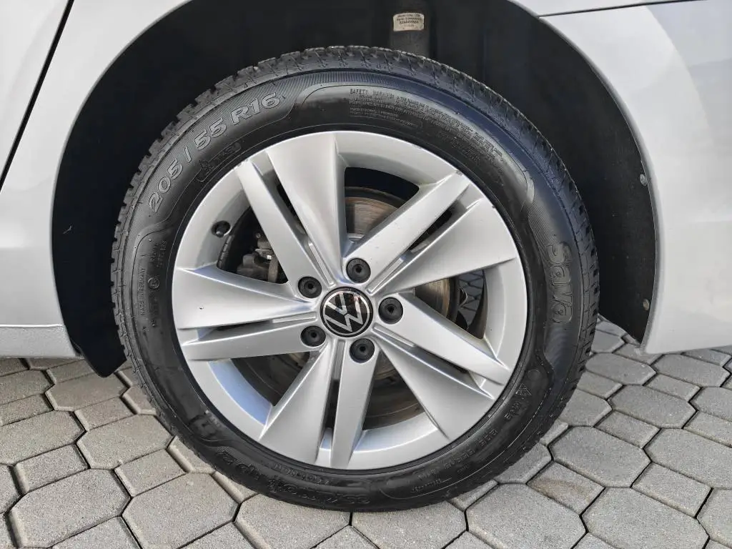 Volkswagen Golf Variant Life 7DSG 1,5 eTSI / 110kW
