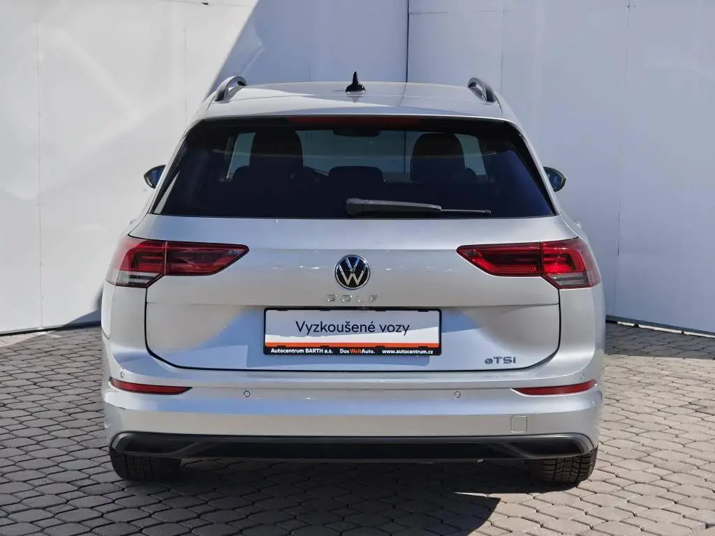 Volkswagen Golf Variant Life 7DSG 1,5 eTSI / 110kW