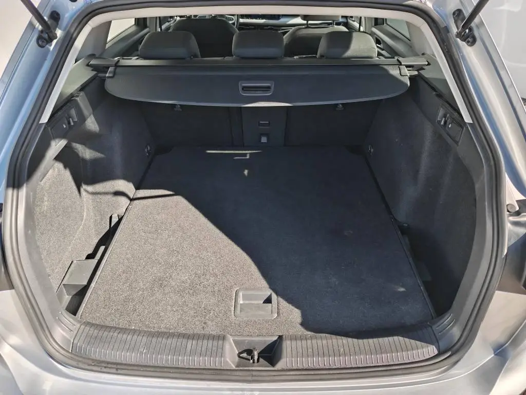 Volkswagen Golf Variant Life 7DSG 1,5 eTSI / 110kW