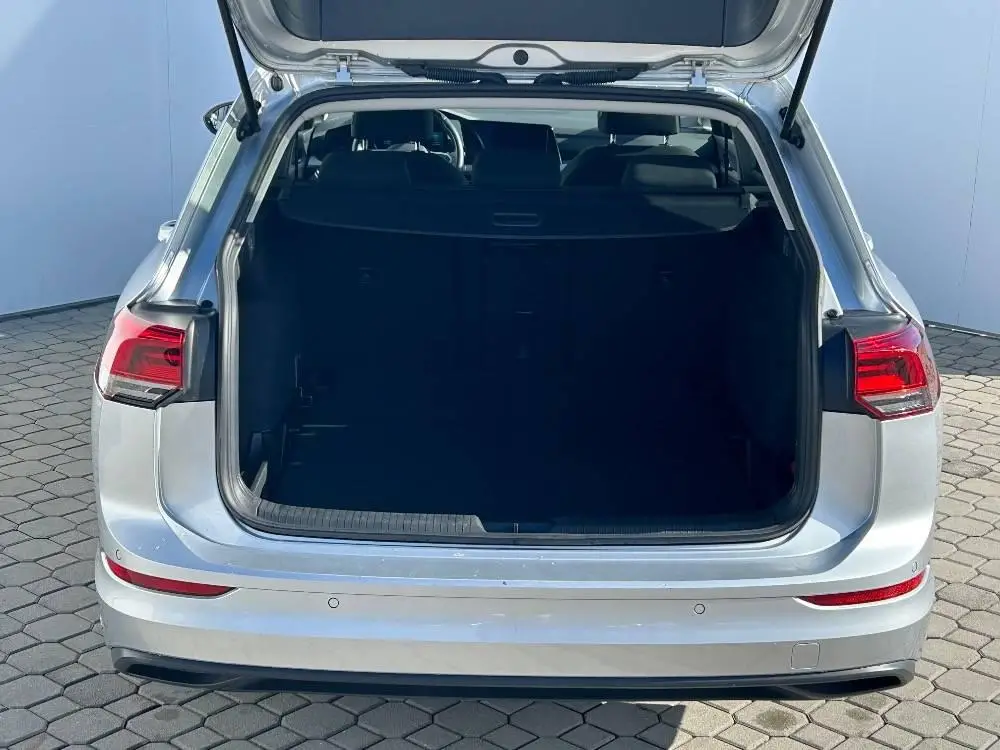 Volkswagen Golf Variant Life 7DSG 1,5 eTSI / 110kW