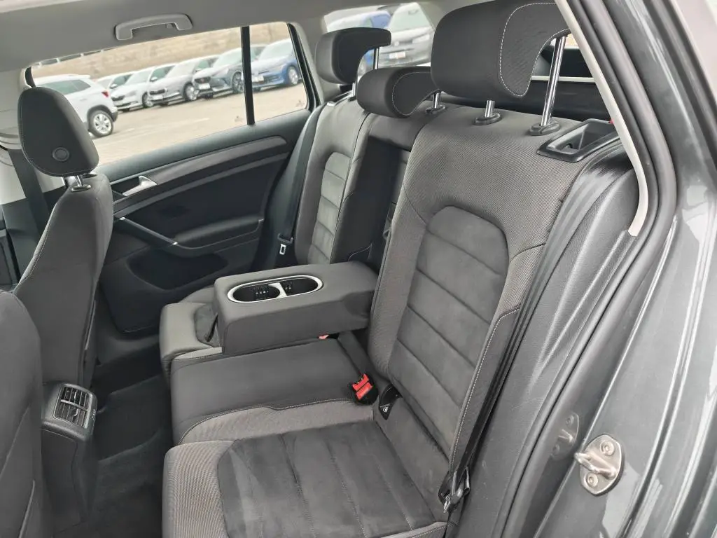 Volkswagen Golf Variant Maraton Edition  1,0TSI / 81kW