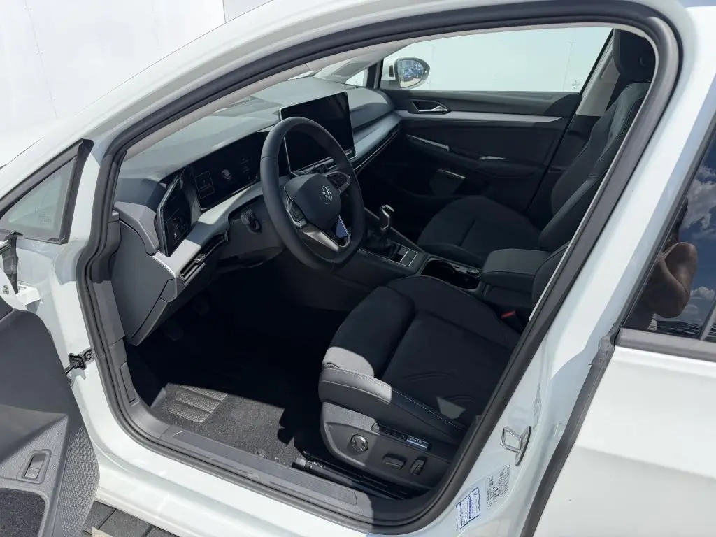 Volkswagen Golf Variant People 6G 1,5TSI / 110kW