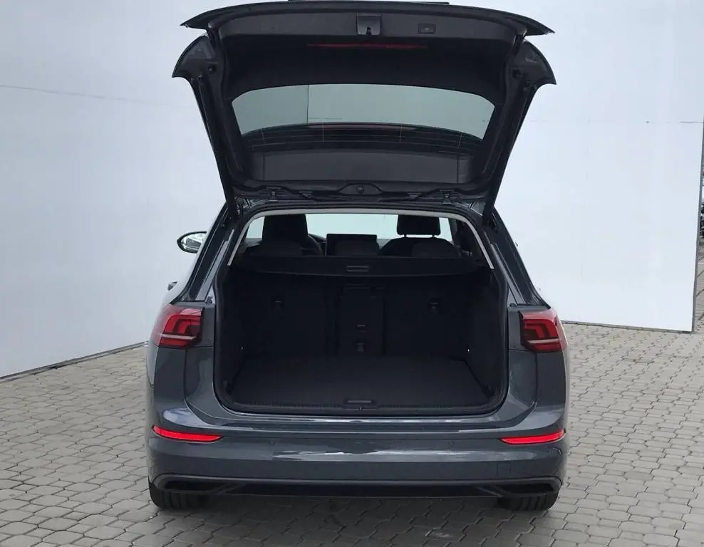 Volkswagen Golf Variant People 6G 1,5TSI / 110kW