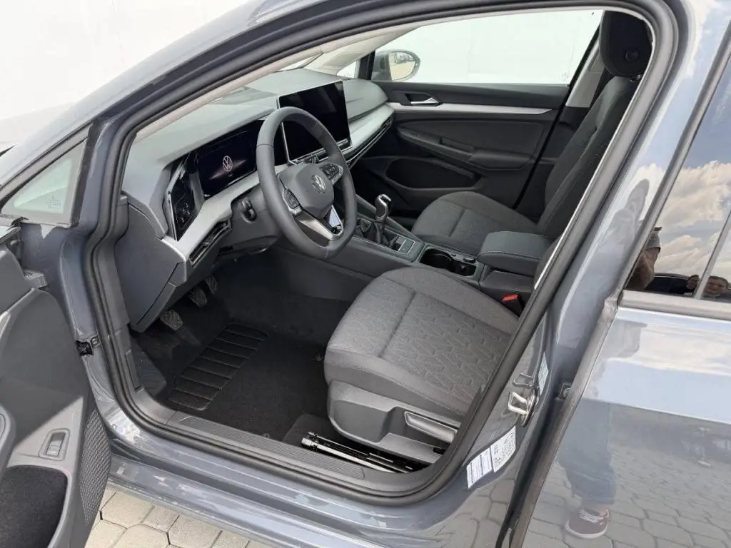 Volkswagen Golf Variant People 6G 1,5TSI / 110kW