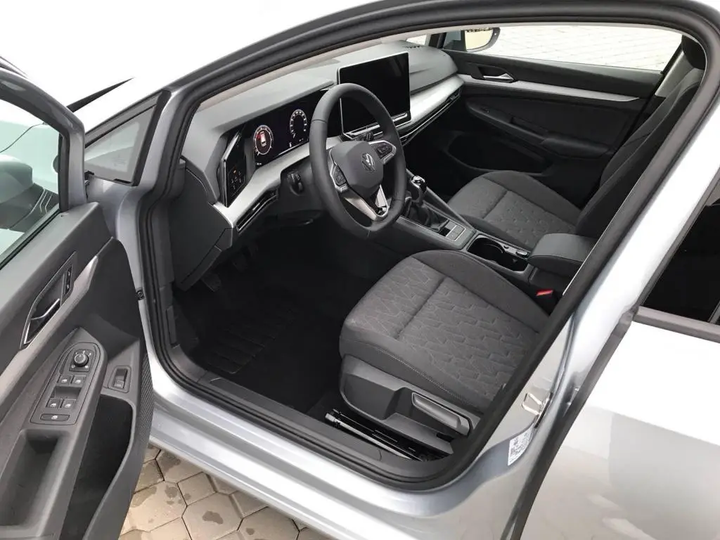 Volkswagen Golf Variant People 6G 1,5TSI / 85kW