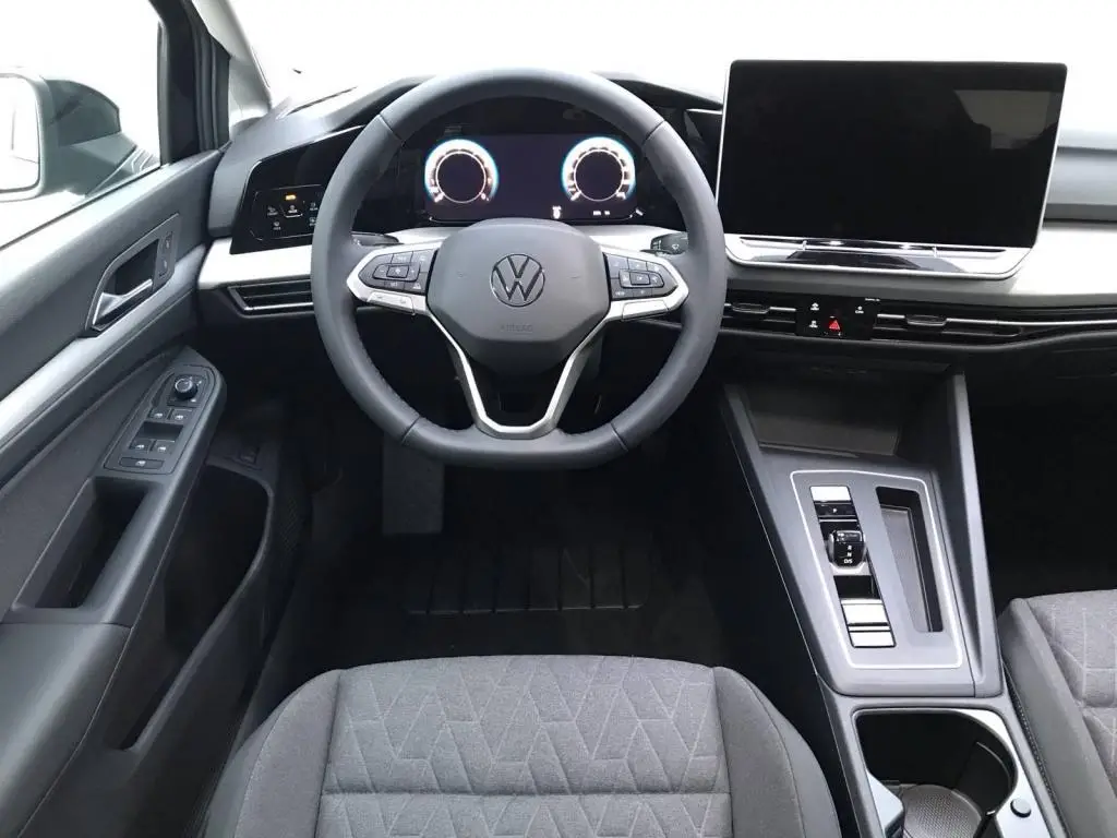 Volkswagen Golf Variant People 7DSG 1,5eTSI / 110kW