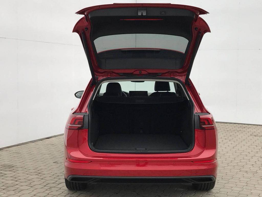 Volkswagen Golf Variant People 7DSG 1,5eTSI / 110kW