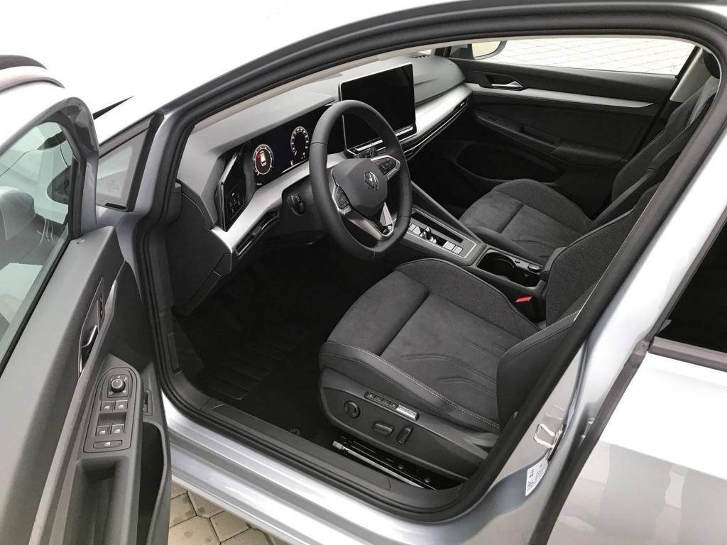 Volkswagen Golf Variant People 7DSG 1,5eTSI / 110kW