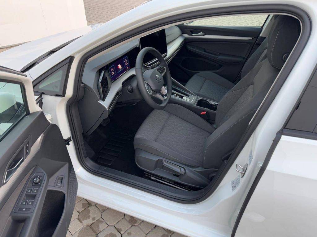Volkswagen Golf Variant People 7DSG 1,5eTSI / 110kW