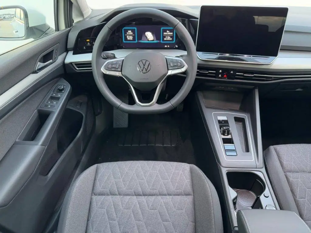 Volkswagen Golf Variant People 7DSG 1,5eTSI / 110kW