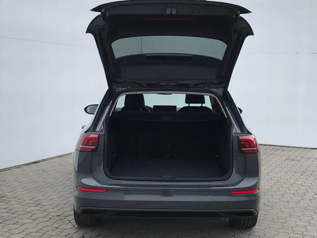 Volkswagen Golf Variant People 7DSG 1,5eTSI / 110kW