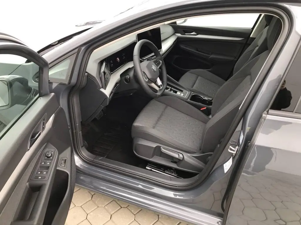 Volkswagen Golf Variant People 7DSG 1,5eTSI / 110kW