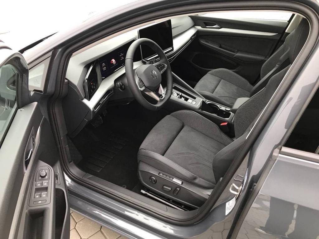 Volkswagen Golf Variant People 7DSG 1,5eTSI / 110kW