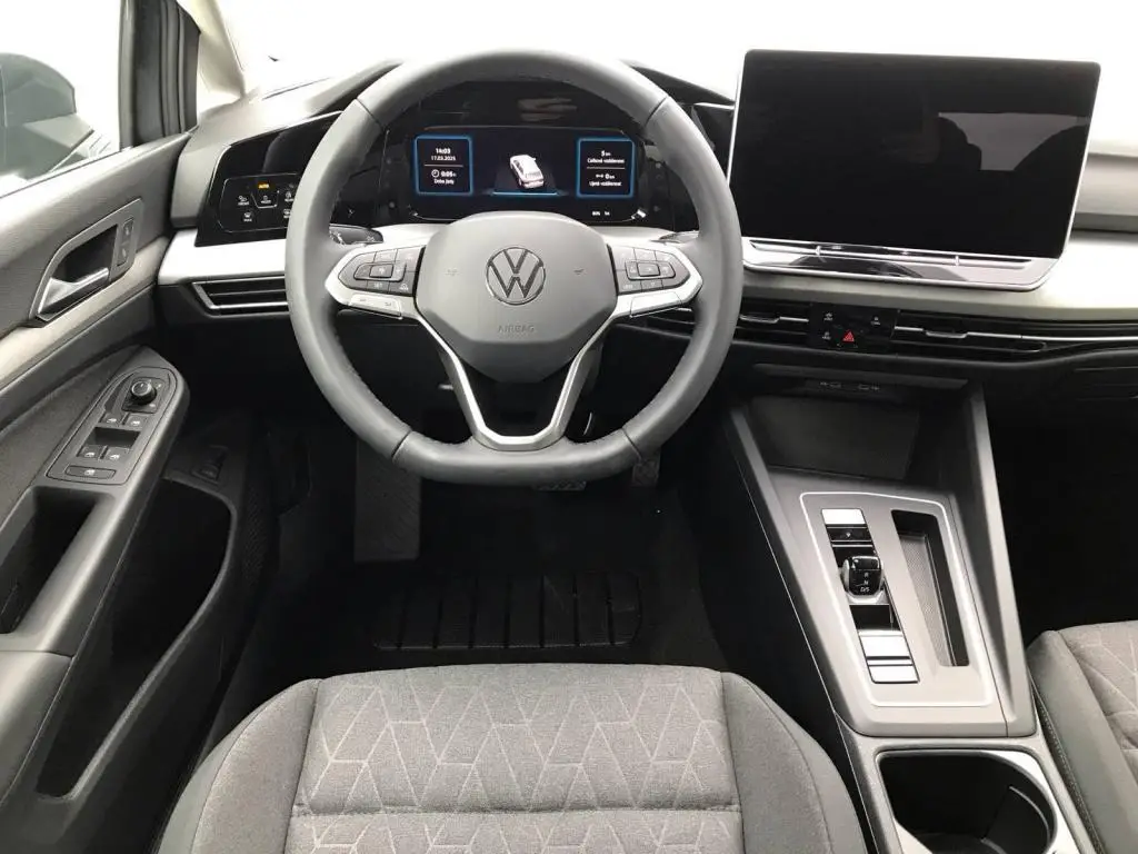 Volkswagen Golf Variant People 7DSG 1,5eTSI / 110kW