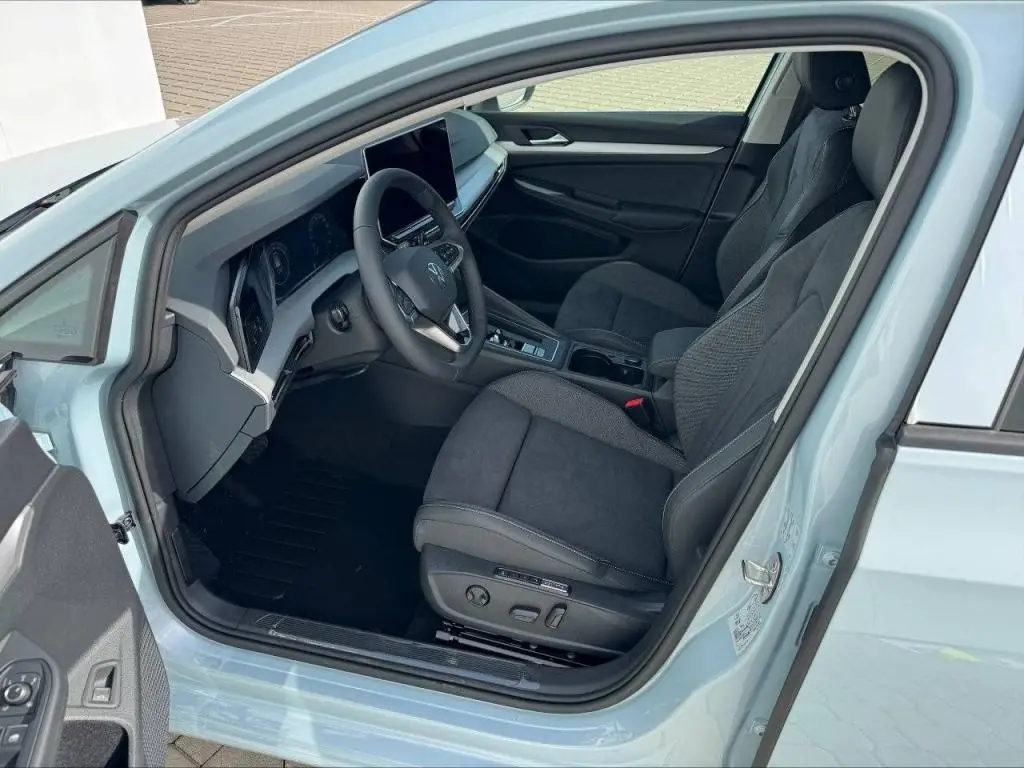 Volkswagen Golf Variant People 7DSG 1,5eTSI / 110kW