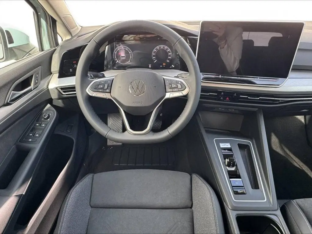 Volkswagen Golf Variant People 7DSG 1,5eTSI / 110kW
