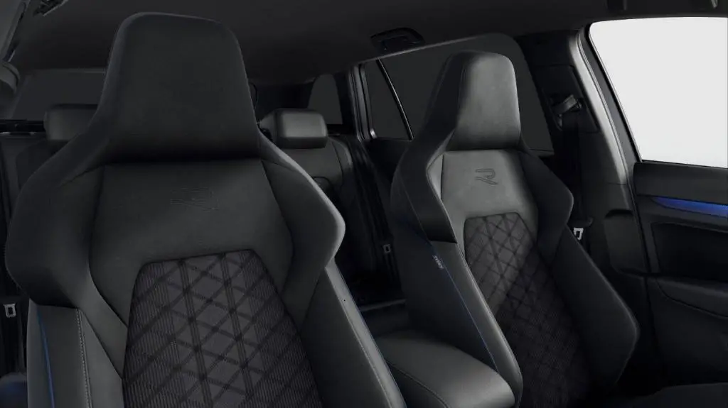 Volkswagen Golf Variant R-Line People 7DSG mHEV 1,5eTSI / 110kW