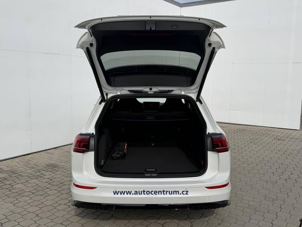 Volkswagen Golf Variant R-Line People 7DSG mHEV 1,5eTSI / 110kW