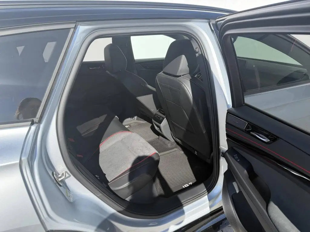 Volkswagen ID.7 Tourer GTX People 86kWh 4Motion  / 250kW