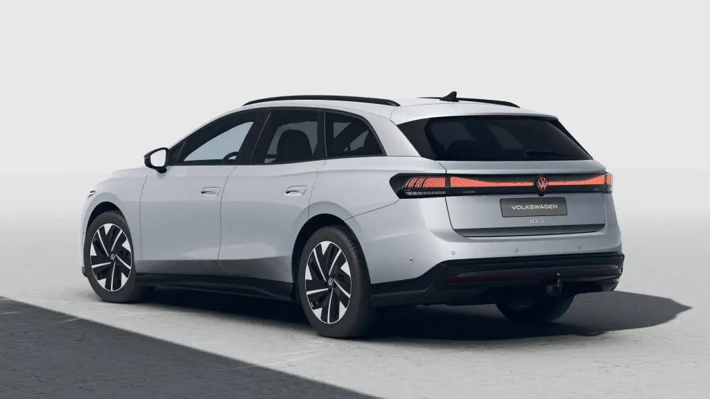 Volkswagen ID.7 Tourer People 77kWh kap. baterie EL / 210kW