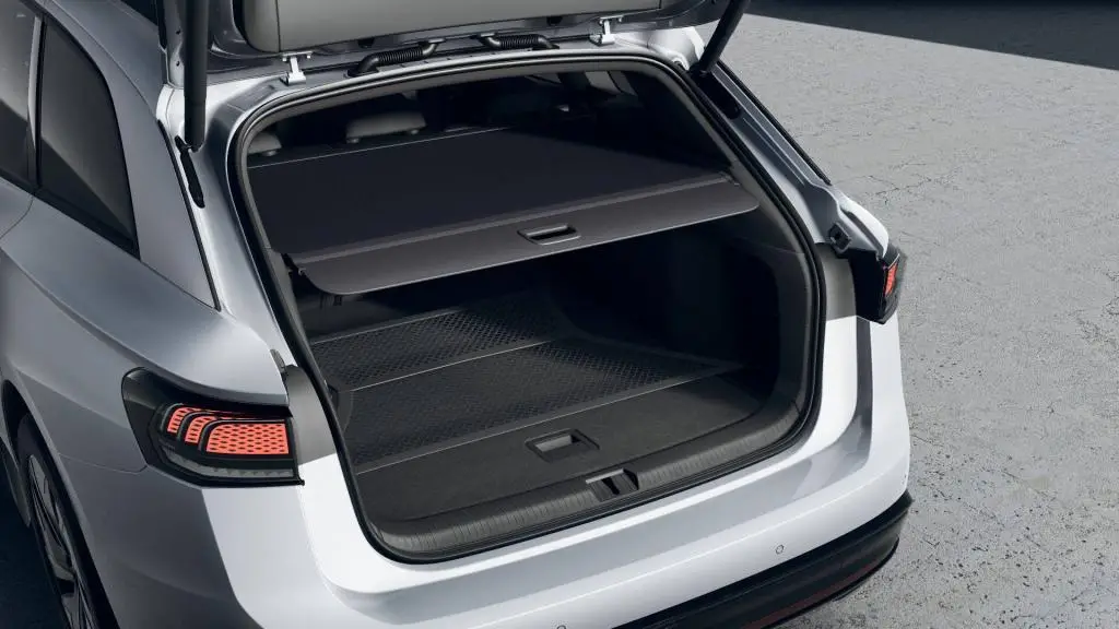 Volkswagen ID.7 Tourer People 77kWh kap. baterie EL / 210kW