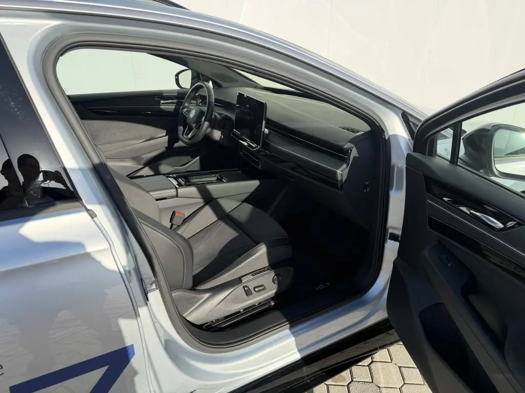 Volkswagen ID.7 Tourer Pro People 77kWh  / 210kW