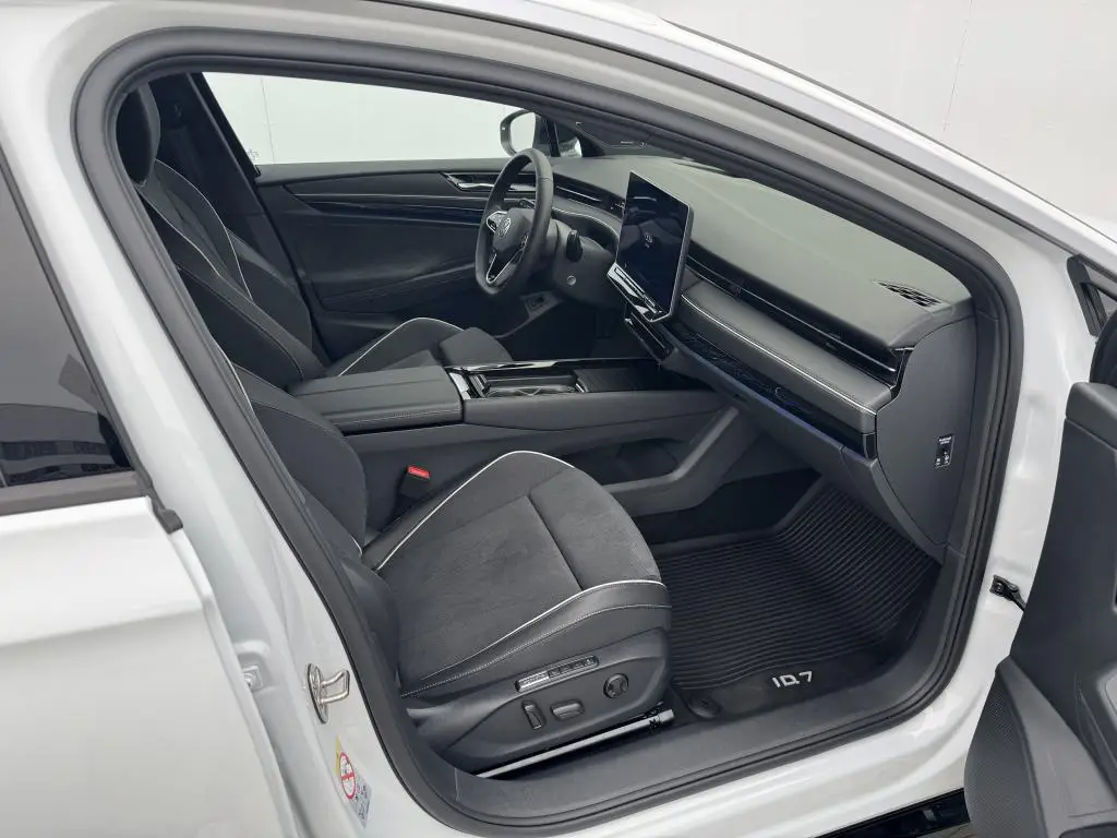 Volkswagen ID.7 Tourer Pro S People  / 210kW