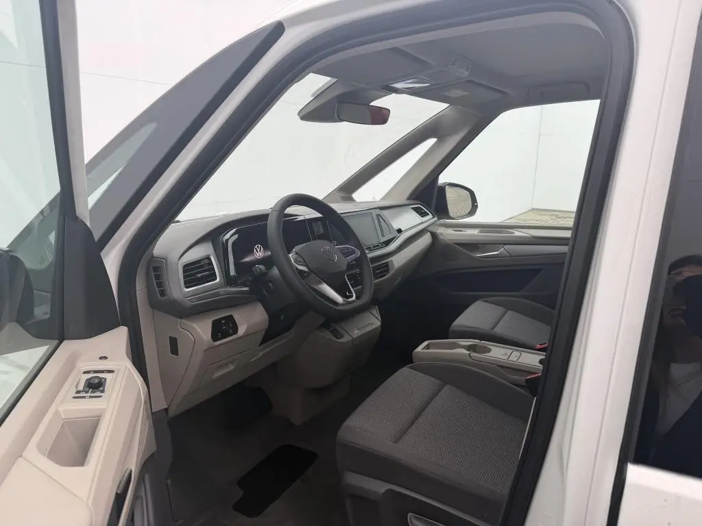 Volkswagen Multivan 7DSG 2,0TDi / 110kW