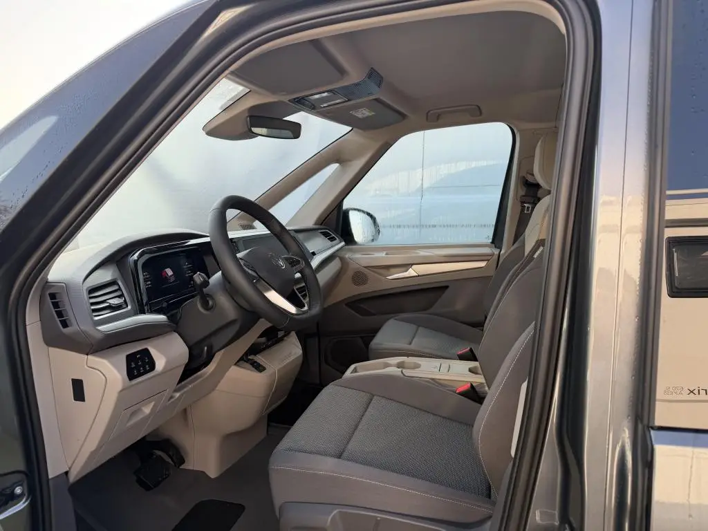 Volkswagen Multivan Long Life 7DSG 2,0 TDI / 110kW